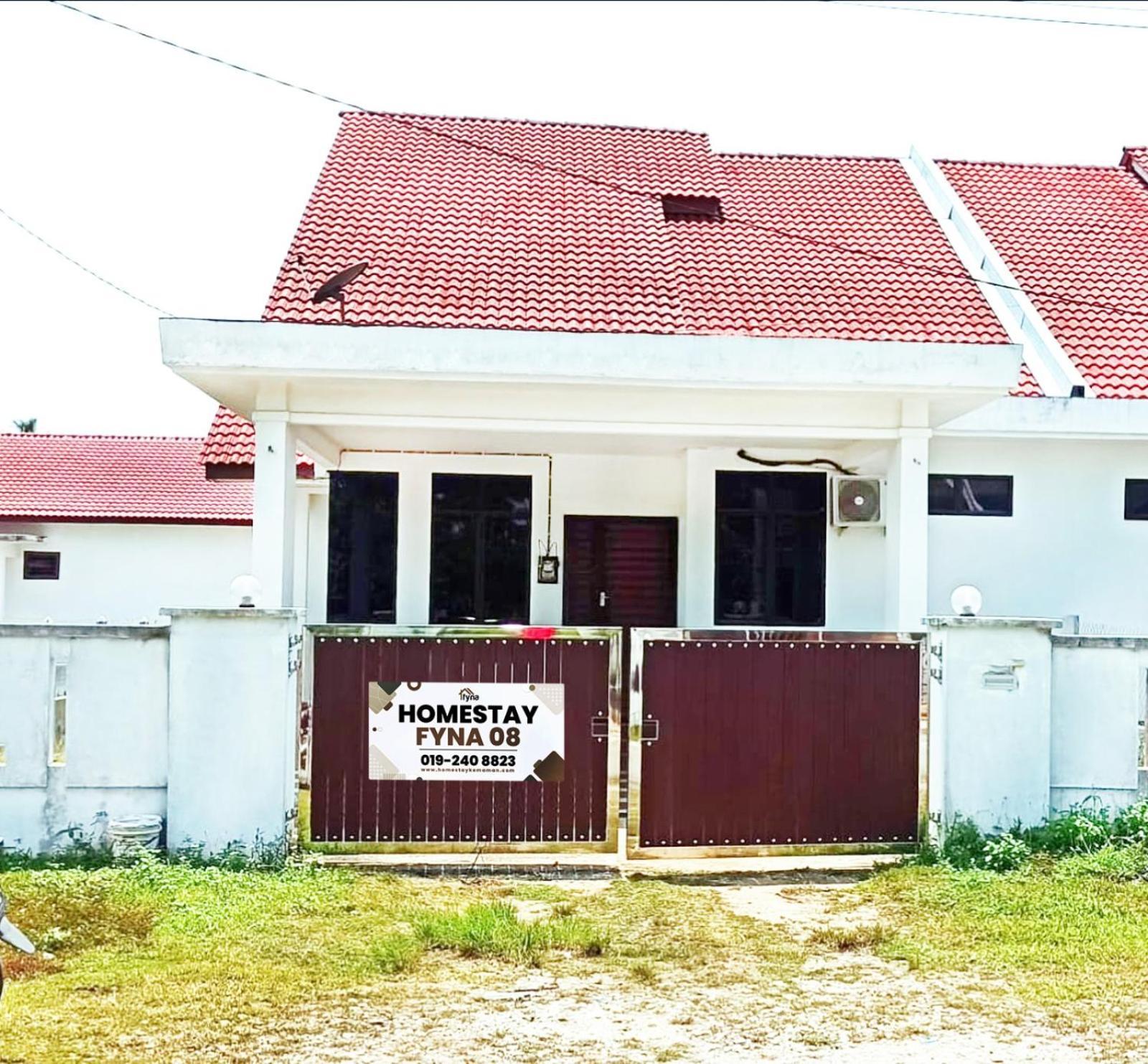 Homestay Kemaman Fyna08 Semi-D, 4 Bedrooms Dekat Pantai Kijal Bagian luar foto